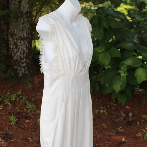 Francesca's Mi Ami Women's White Sleeveless Lace Bodice Jumpsuit Romper Medium - Picture 4 of 15